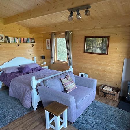 Cosy Cabin In Annie'S Meadow West Meon Bagian luar foto